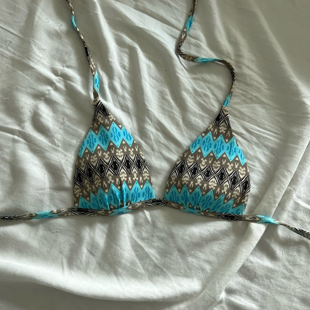 Frankie’s bikinis top Please read description